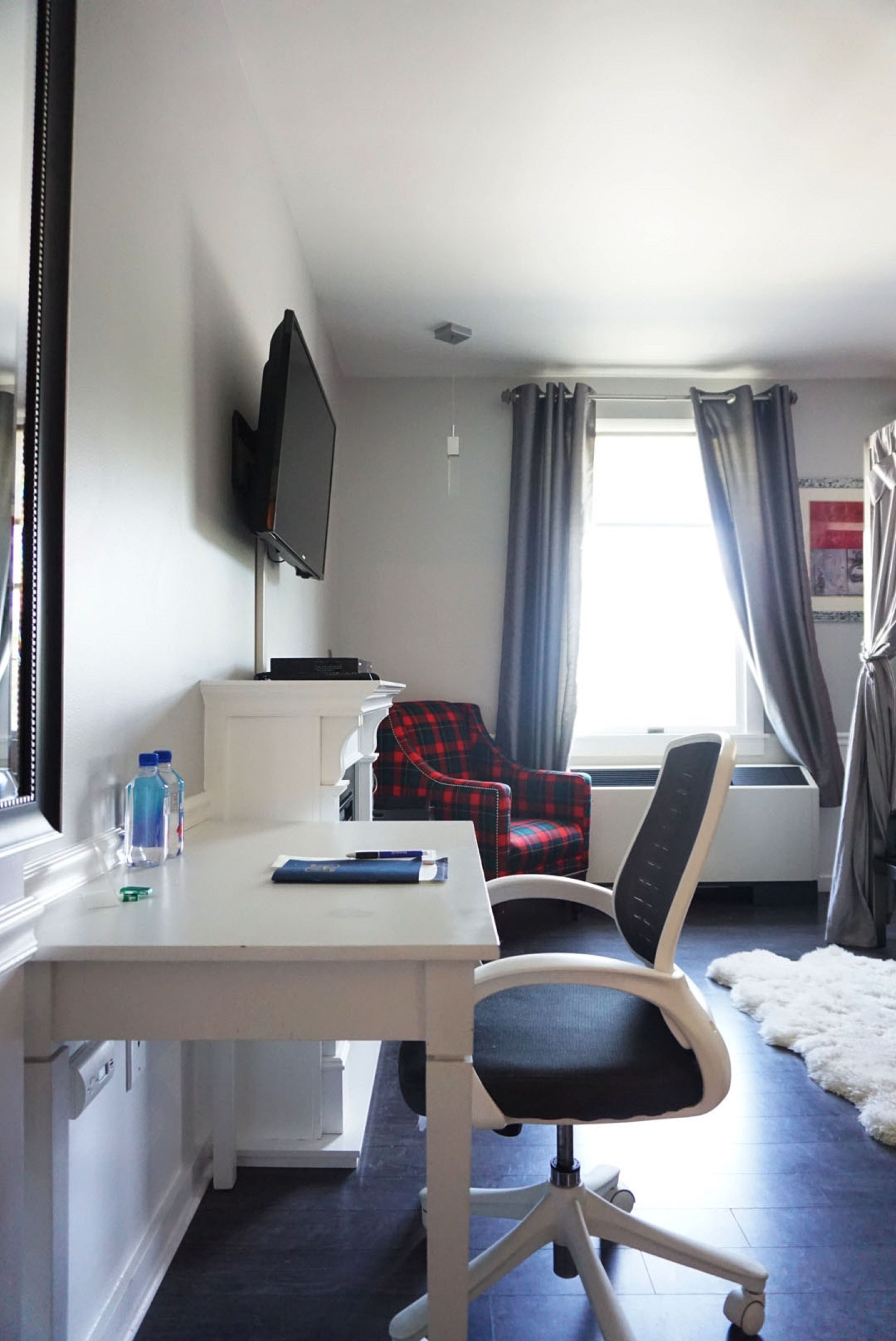 king twin room | 1 bedroom, premium bedding, down duvets, pillow-top beds