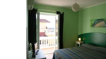 Double Room | Frette Italian sheets, premium bedding, Select Comfort beds, minibar