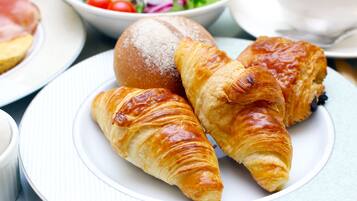 Tägliches Frühstücksbuffet gegen Gebühr