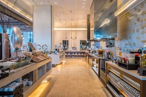 Daily buffet breakfast (THB 648 per person)