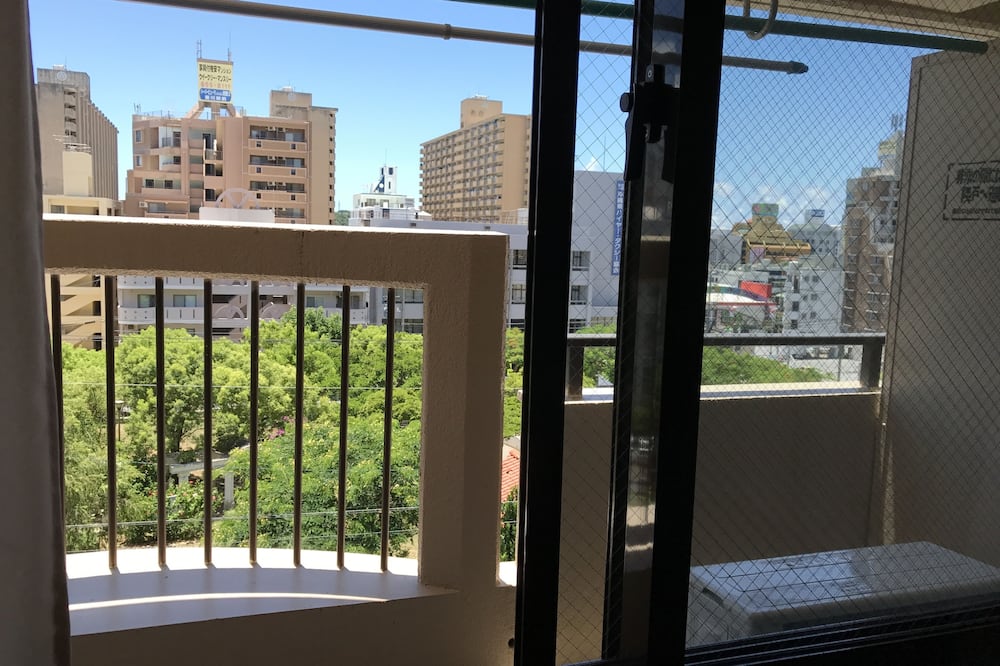 Weekly Harborview Mansion - Main Building