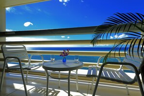 Beach/ocean view - Rizzan Sea Park Hotel Tancha Bay (Onna)