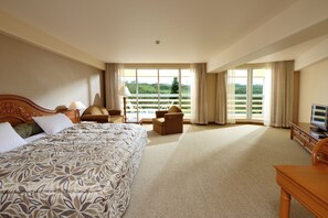 In-room safe, desk, soundproofing, iron/ironing board