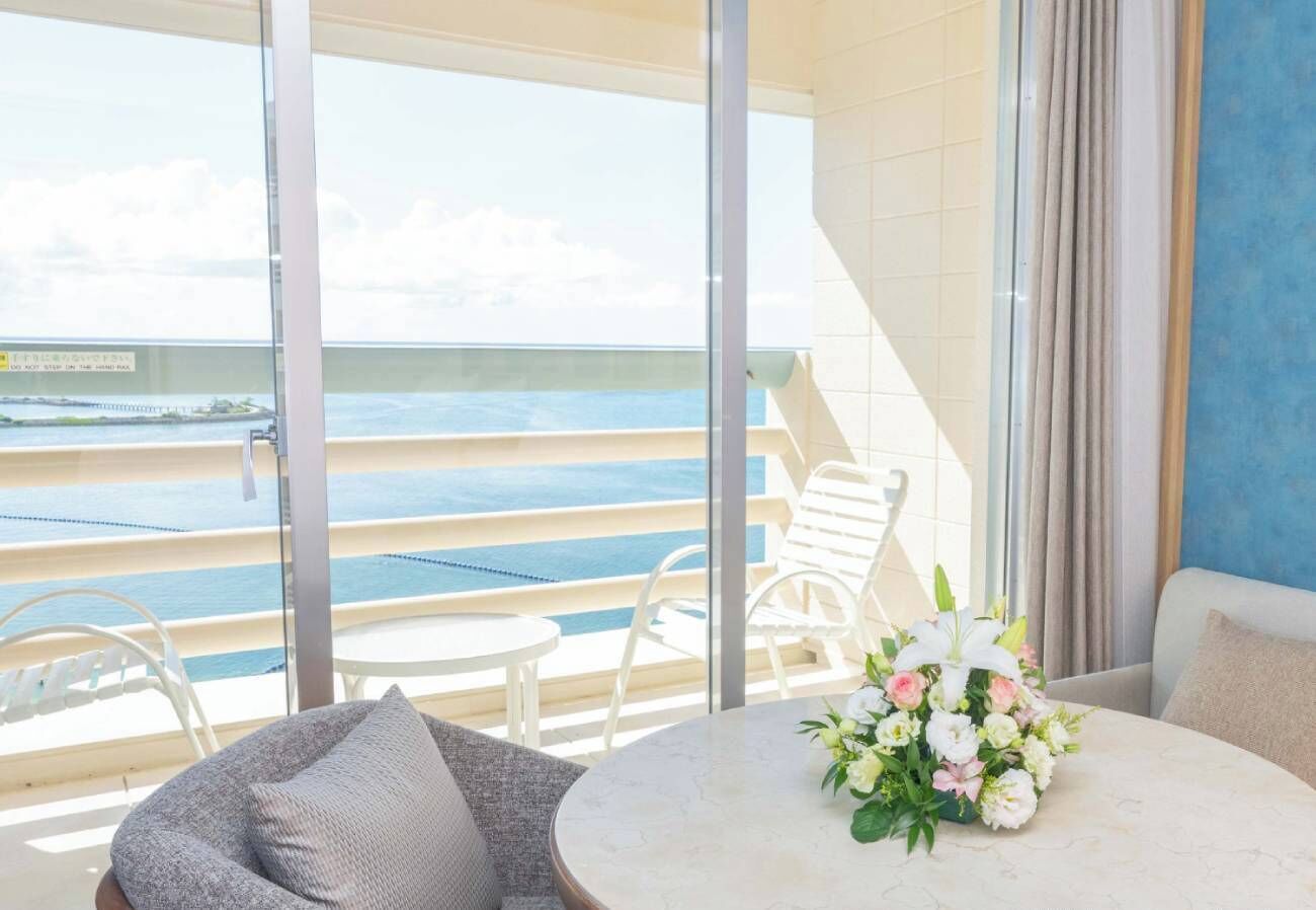 Twin Room | In-room safe, desk, soundproofing, iron/ironing board