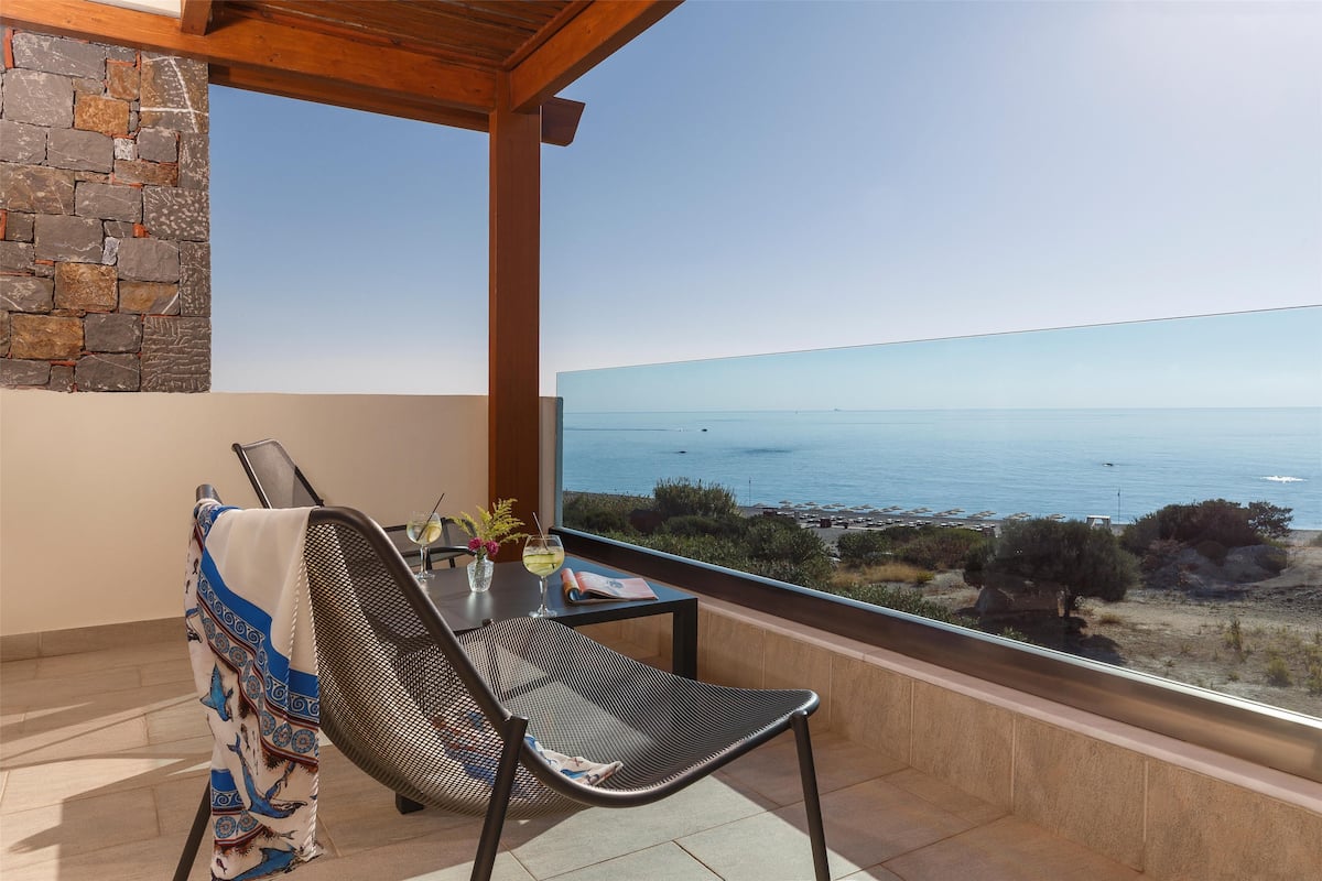 Superior Deluxe Room with Sea View