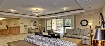 Candlewood Suites Burlington South by IHG