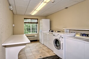 Property amenity - Candlewood Suites Burlington South by IHG (Burlington)
