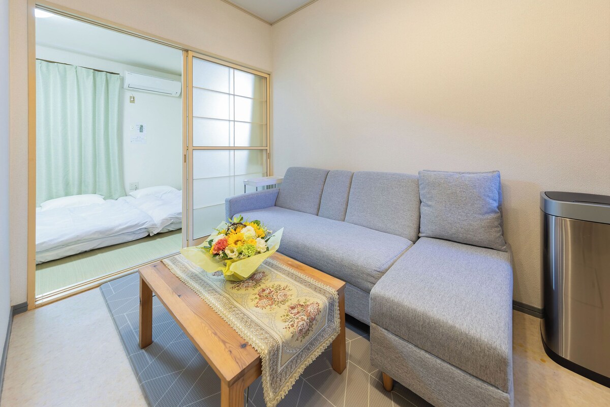 Familie appartement | Donsdekens, verduisterende gordijnen, gratis wifi, beddengoed
