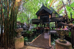 入住/退房自助服务终端