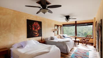 1 bedroom, Frette Italian sheets, premium bedding, down comforters