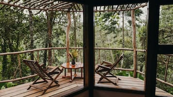 Waterfall View Suite | Terrace/patio