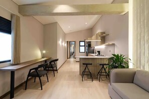 Superior Suite | Living area