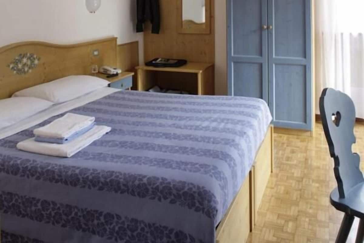 in-room safe, individually furnished, desk, blackout curtains