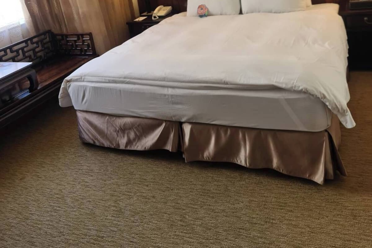 Deluxe Double Room, 1 Double Bed | Premium bedding, down comforters, pillowtop beds, minibar