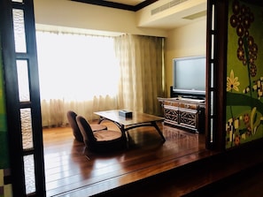 Suite, 1 Double Bed | Premium bedding, down comforters, pillowtop beds, minibar - Beautiful Hotel Taipei (New Taipei City)