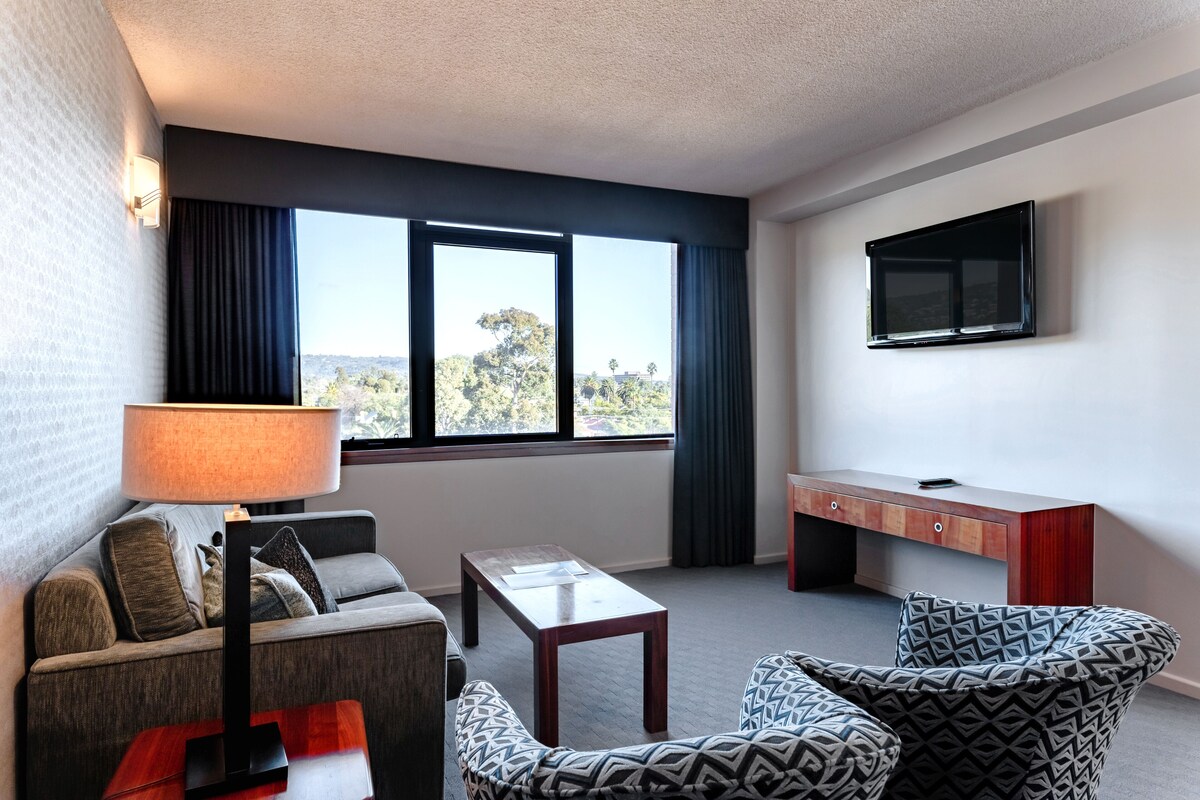 Arkaba Hotel