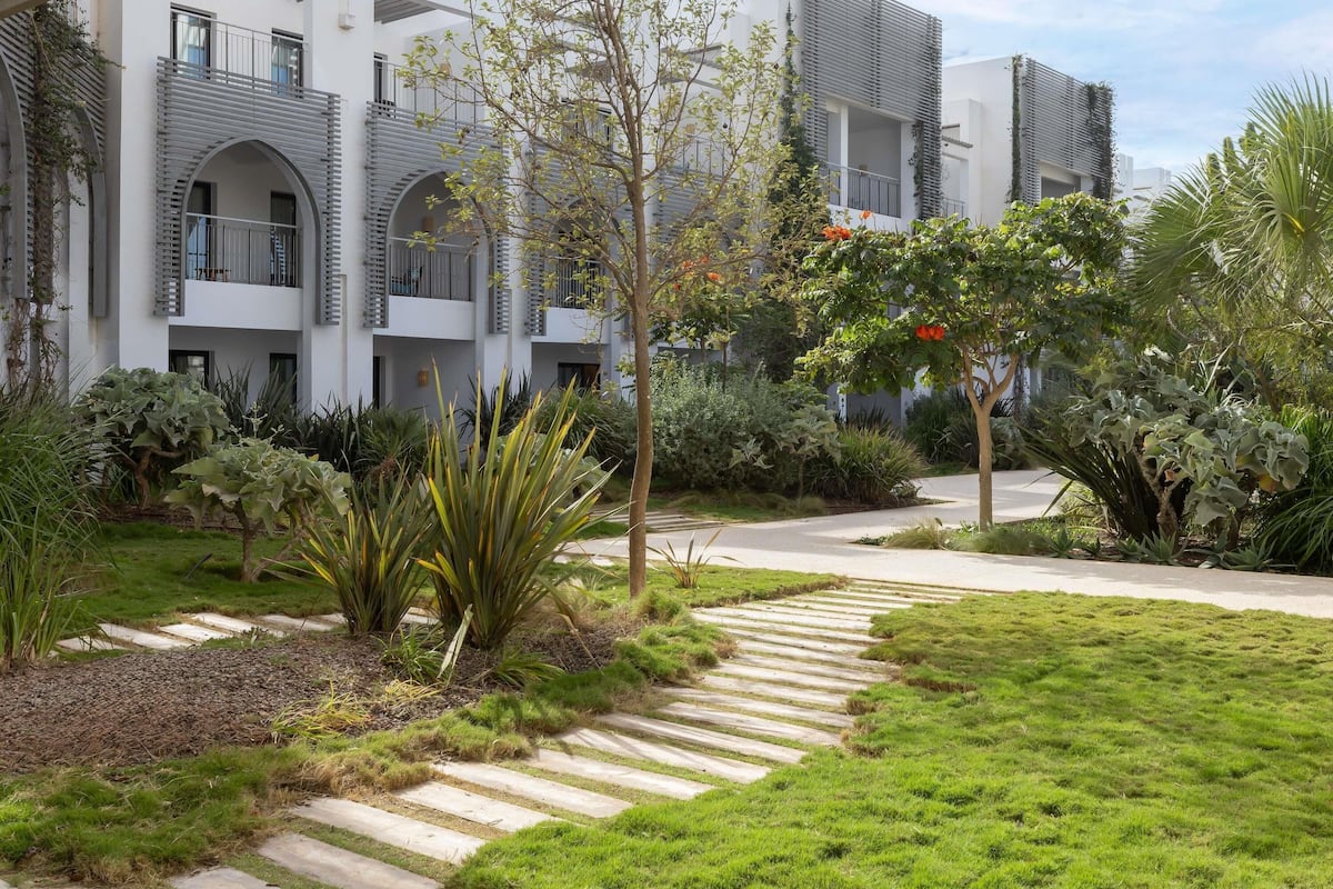 Phòng Suite Junior, 1 giường cỡ king, hiên, quang cảnh vườn | Quang cảnh vườn