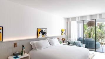 Sengetøy av topp kvalitet, safe på rommet og skrivebord