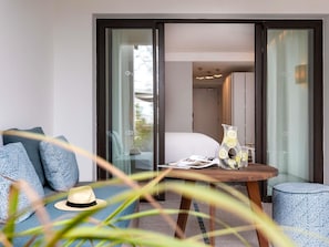 Luxury Room, 2 Twin Beds, Garden View | Premium bedding, in-room safe, desk, laptop workspace