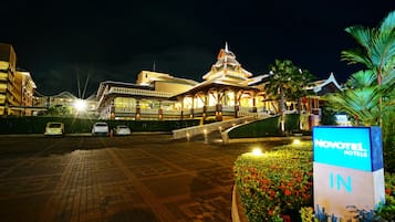 Front of property – evening/night
