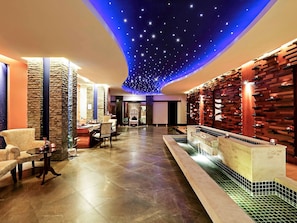 Couples treatment room(s), hot tub, body treatments, Swedish massages - Novotel Phuket Vintage Park (Patong)