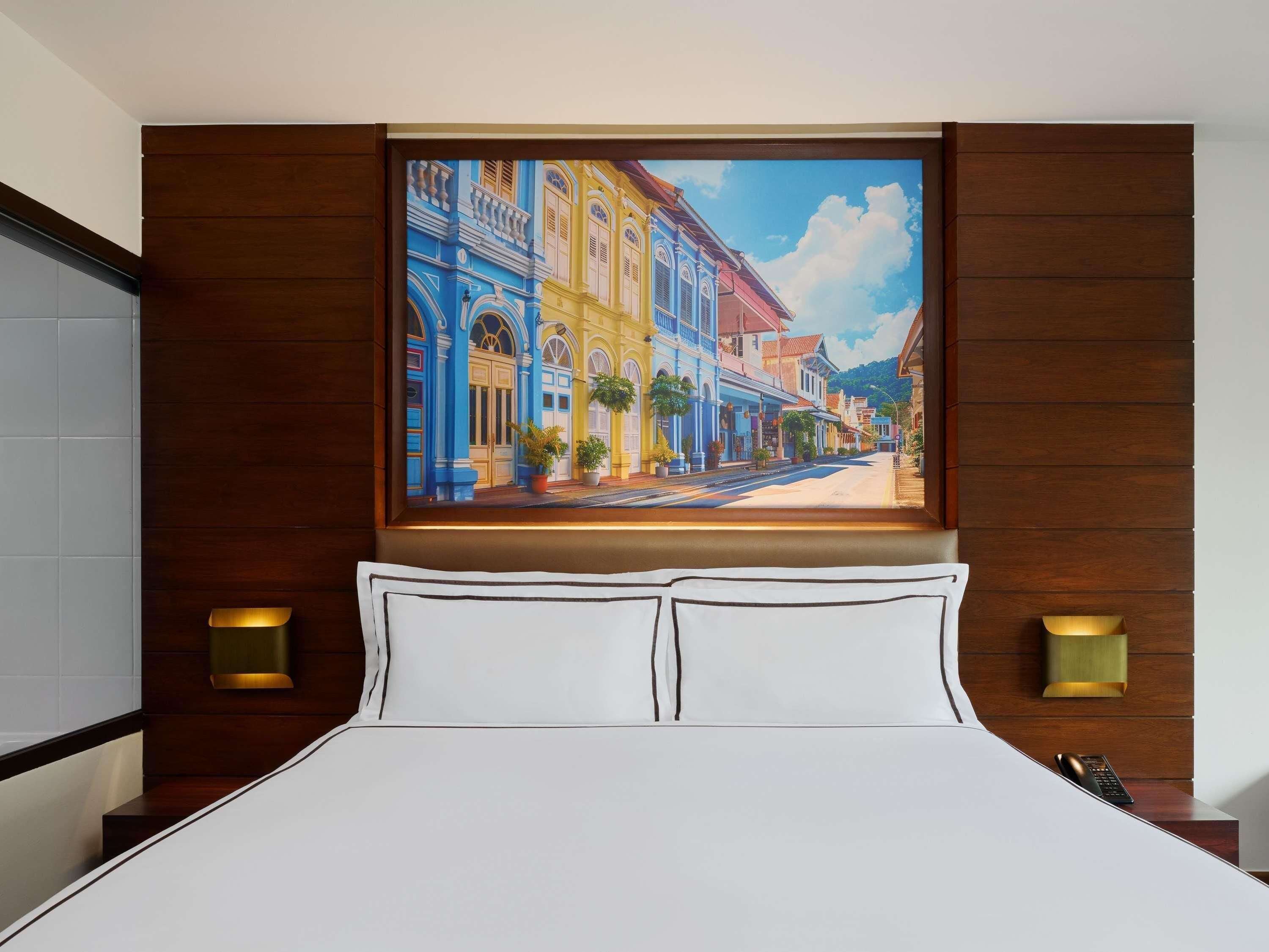 Deluxe kamer, 1 kingsize bed | Luxe beddengoed, een kluis op de kamer, individueel gedecoreerd