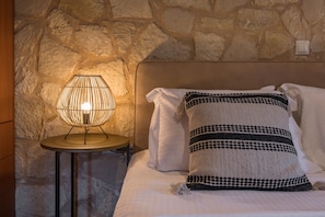 Traditionell villa - 3 sovrum - utsikt mot bergen | Minibar, värdeförvaringsskåp på rummet, skrivbord och gratis wi-fi