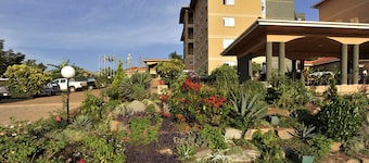 Afrique Suites Hotel
