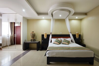 Afrique Suites Hotel