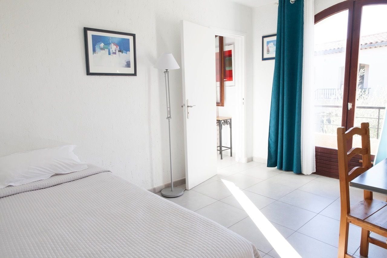 Appartement, vue jardin (Residence) | Vue de la chambre