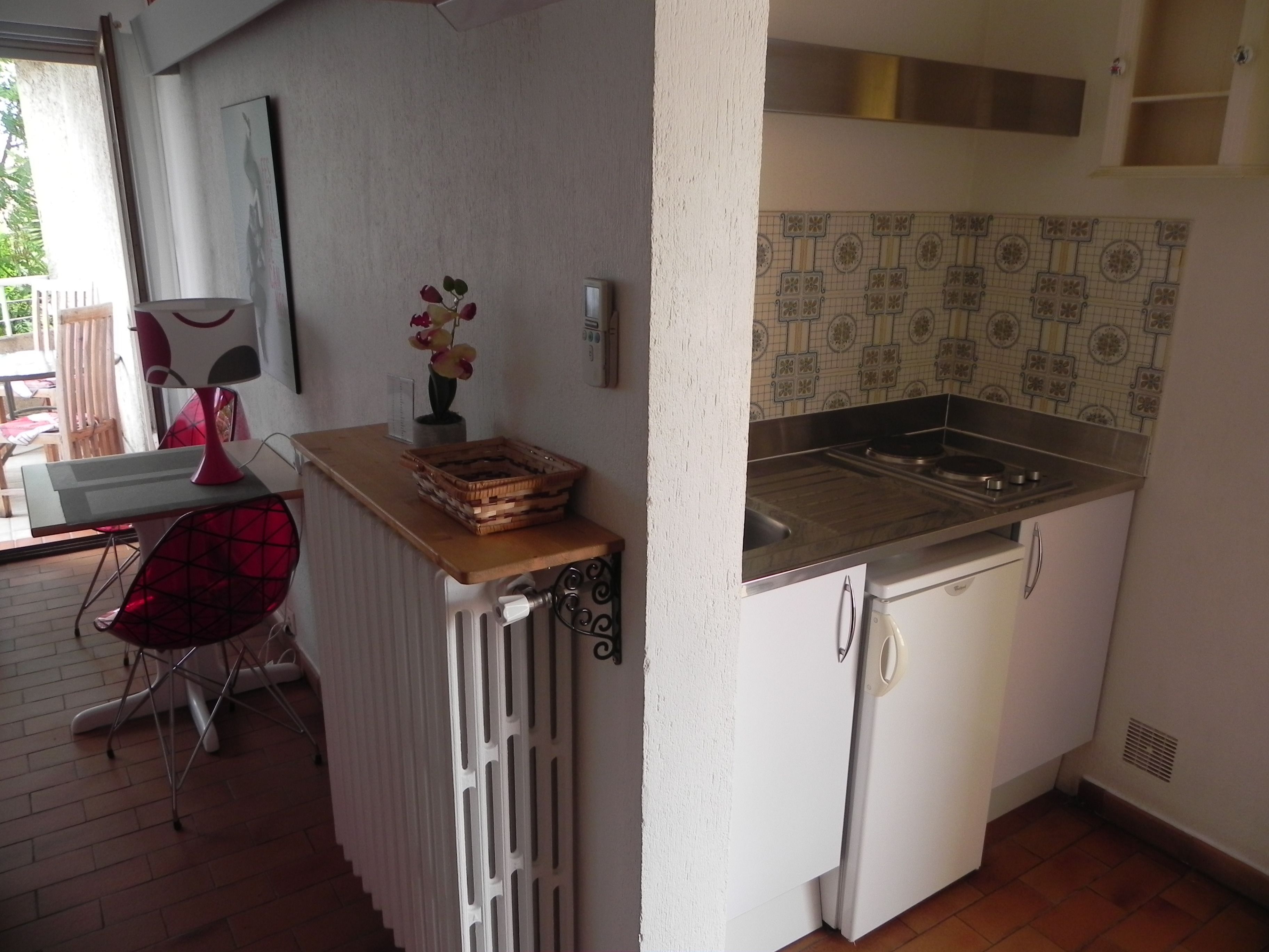 studio, kitchenette (2) | premium bedding, individually decorated, desk, blackout curtains