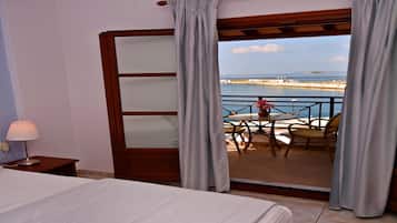 Egyptian cotton sheets, pillowtop beds, in-room safe