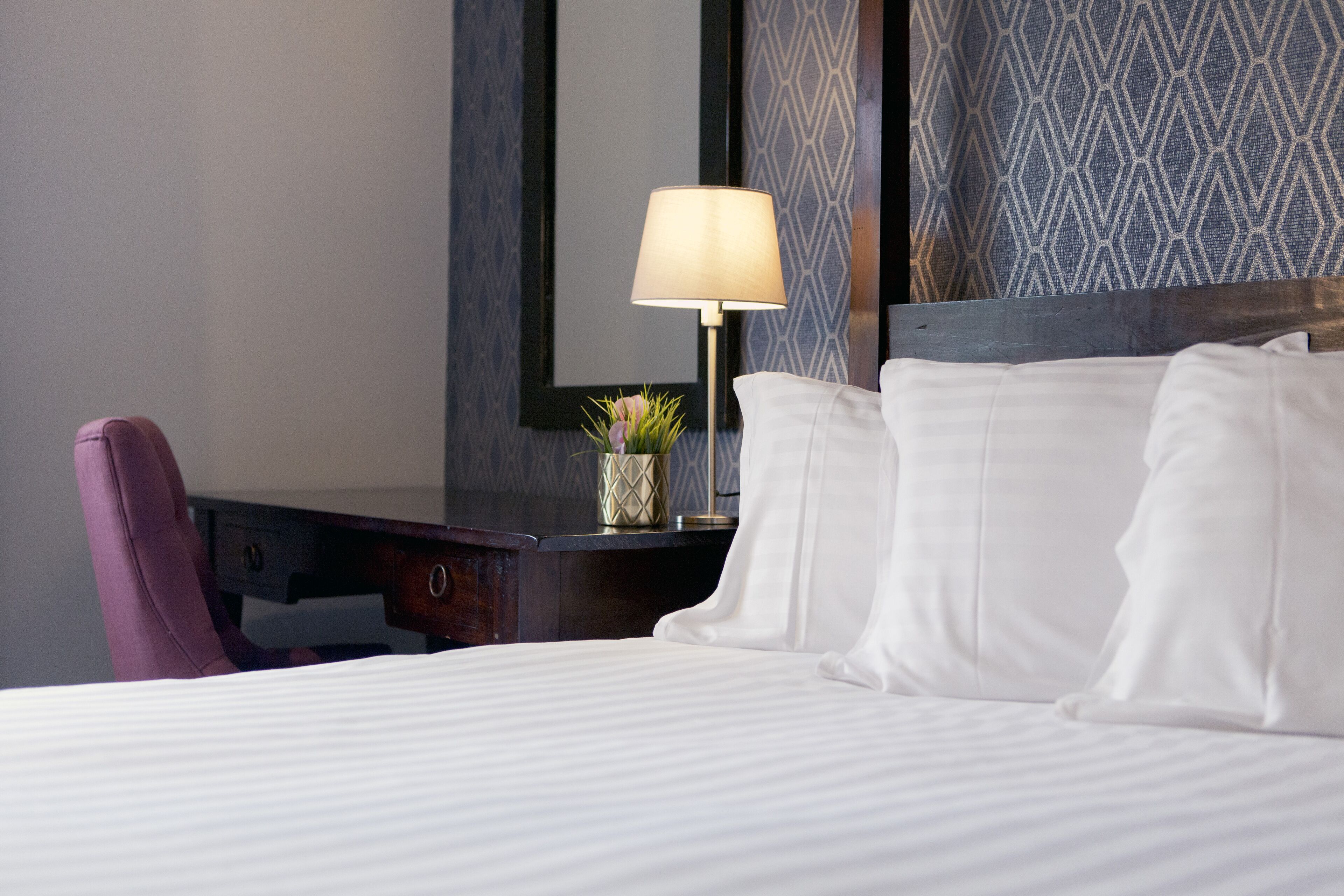 4 Poster Suite | Egyptian cotton sheets, premium bedding, pillow-top beds