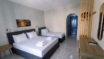 Basic Triple Room, 3 Single Beds | Desk, blackout curtains, iron/ironing board, free cots/infant beds