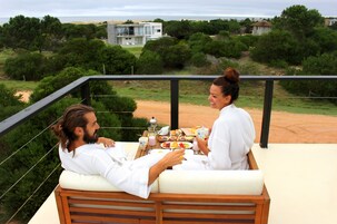 Panoramic Suite | Spa | Couples treatment rooms, body treatments, aromatherapy, facials