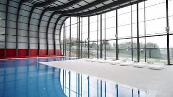 Indoor pool, outdoor pool