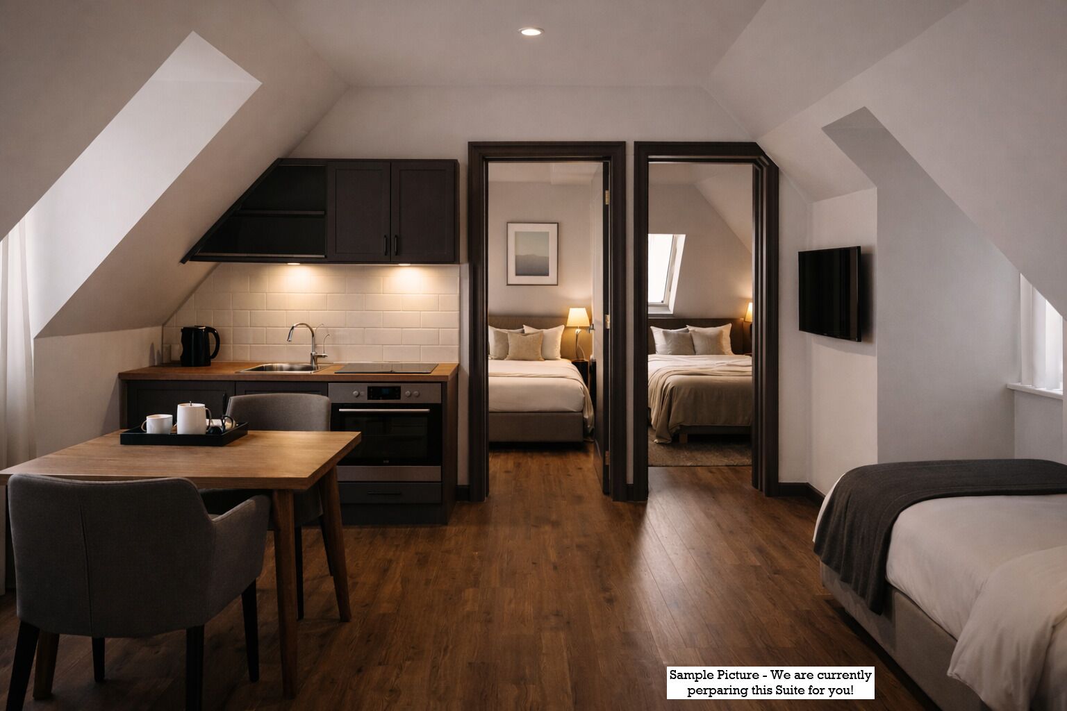 Deluxe Studio Suite, Multiple Beds, Kitchen