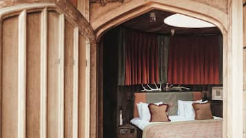 Luksushuoneisto | 1 makuuhuone, ylelliset vuodevaatteet, yksilöllisesti sisustettu