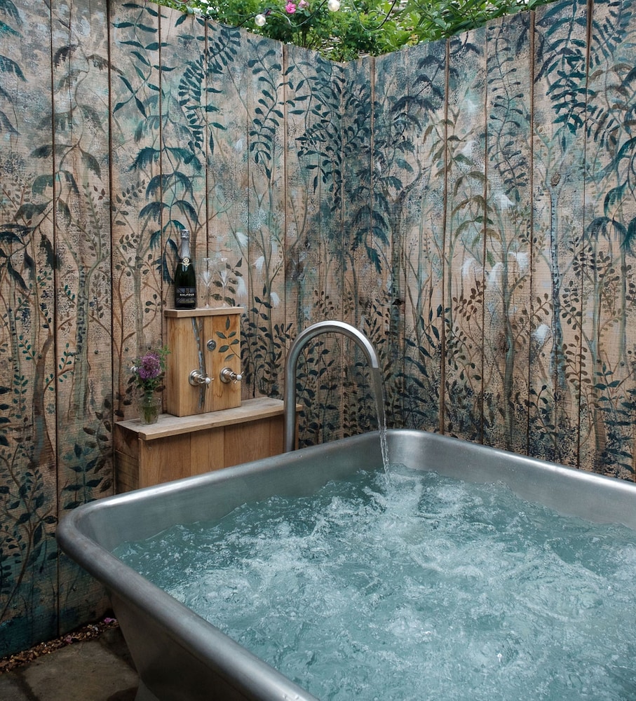 The Bell In Ticehurst by null