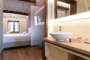 Shower, free toiletries, hair dryer, bathrobes - Castello La Leccia (Castellina in Chianti)