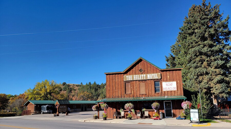 Hulett Motel