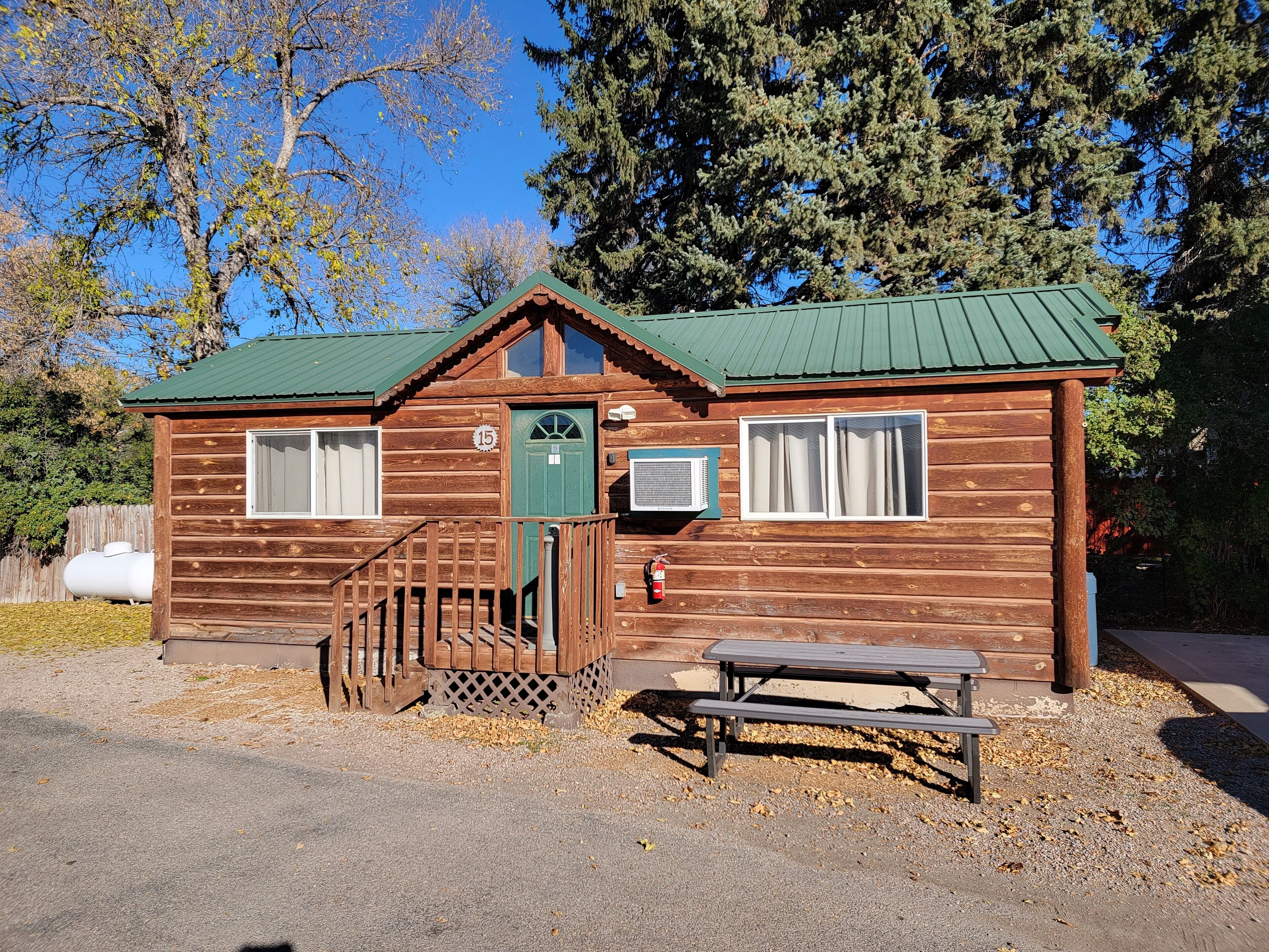 小屋, 多张床 | 外观