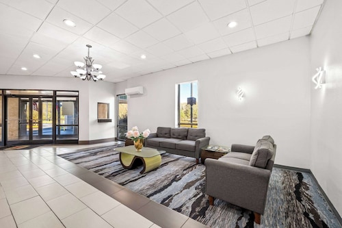 Super 8 by Wyndham Garysburg/Roanoke Rapids