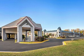 Exterior - Super 8 by Wyndham Garysburg/Roanoke Rapids (Garysburg)