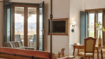 Suite, 1 Bedroom (Nazarenas) | 1 bedroom, premium bedding, down duvets, pillow-top beds