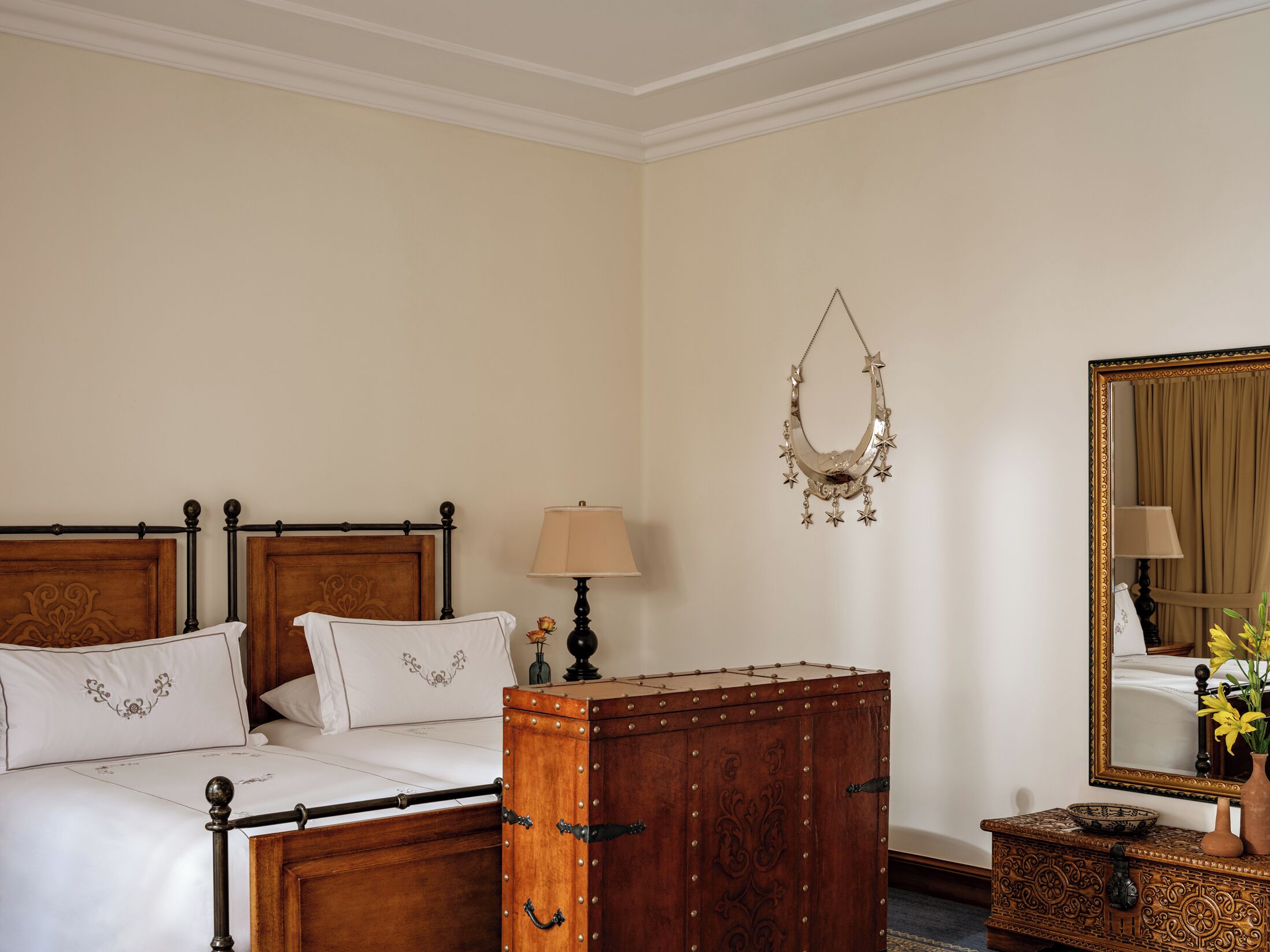 Deluxe Studio Suite