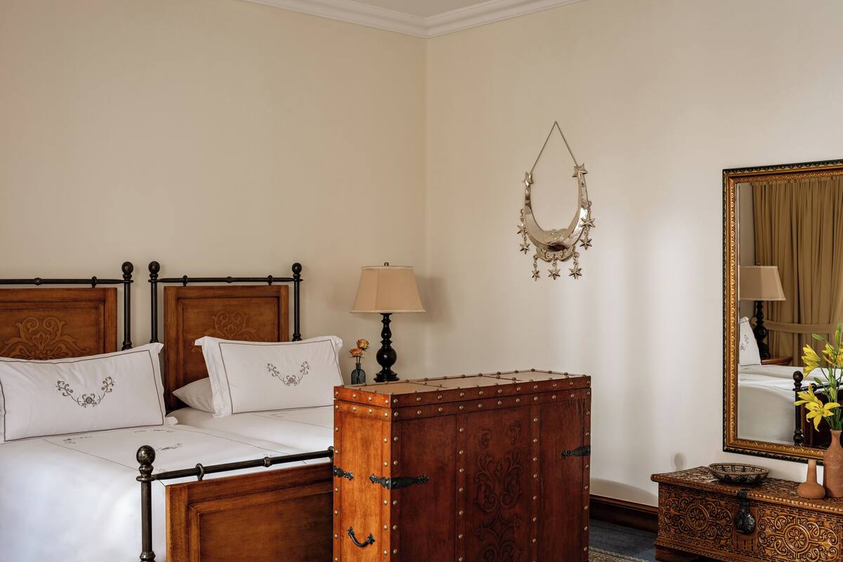 Deluxe Studio Suite