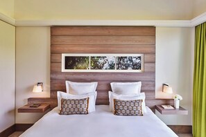 Superior Room, Vineyard View | Premium bedding, minibar, in-room safe, desk