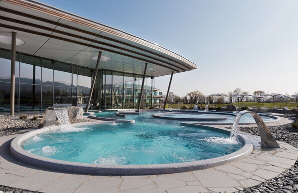 2 indoor pools, outdoor pool