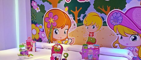 Children's theme room